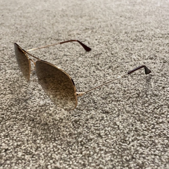 Ray-Ban aviators - Picture 3 of 7